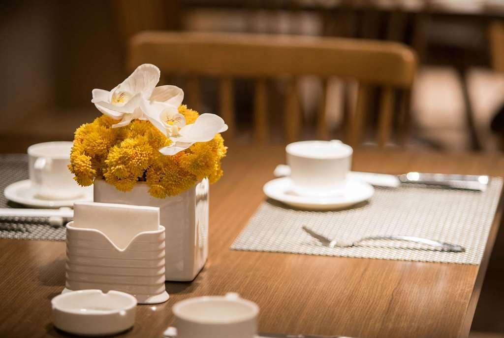 Ramada Encore Jintang Chengdu Restauracja zdjęcie